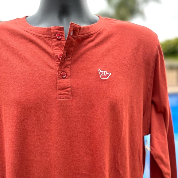 Toes on the Nose Hang Loose Henley - Picture 15 of 16